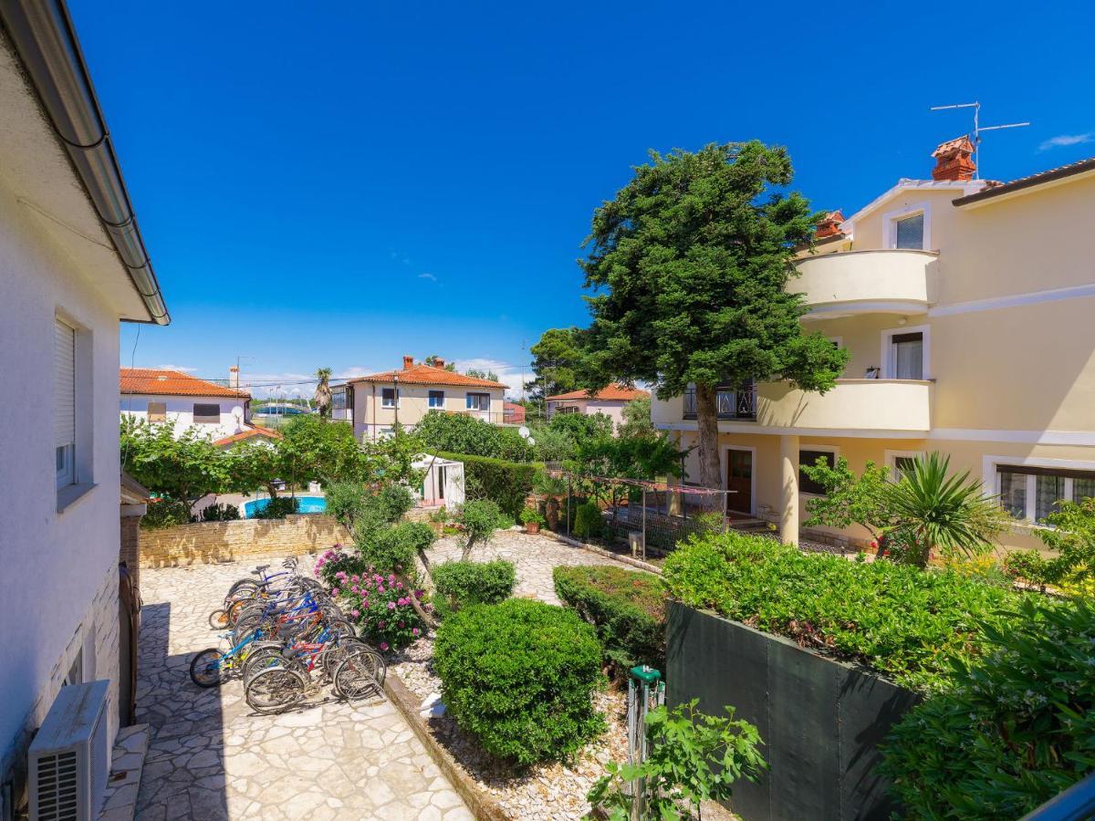 Apartment Nika-3 Umag Bagian luar foto